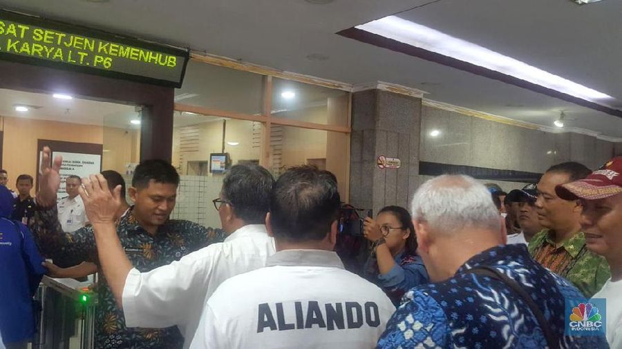 Menurut Organda Permen 108/2017 adalah bentuk kehadiran pemerintah dalam memberi kepastian hukum terhadap semua pihak dalam penyelenggaran angkutan.