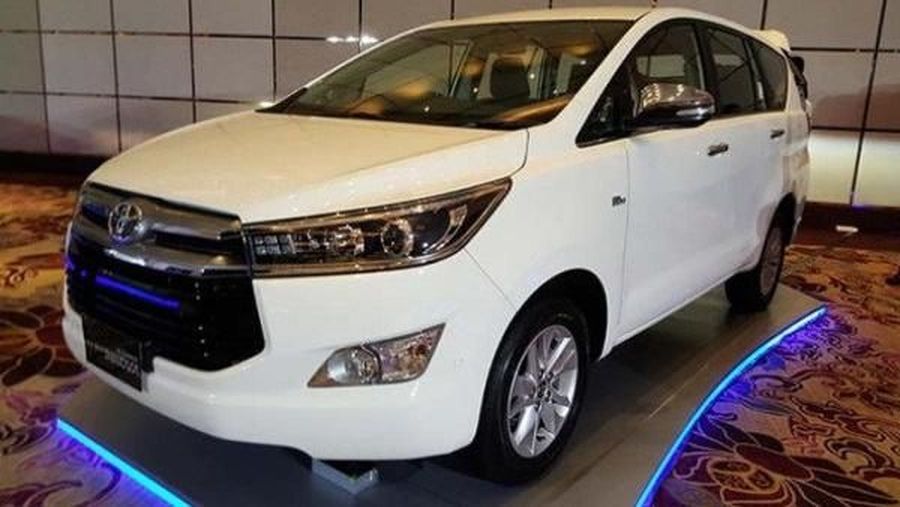 Ilustrasi Toyota Innova