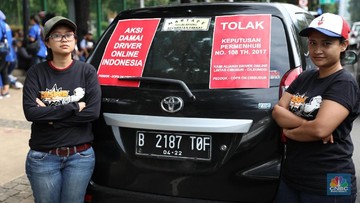 Menhub Over Supply Penghasilan Driver Taksi Online Turun