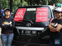 Menhub: Over Supply, Penghasilan Driver Taksi Online Turun