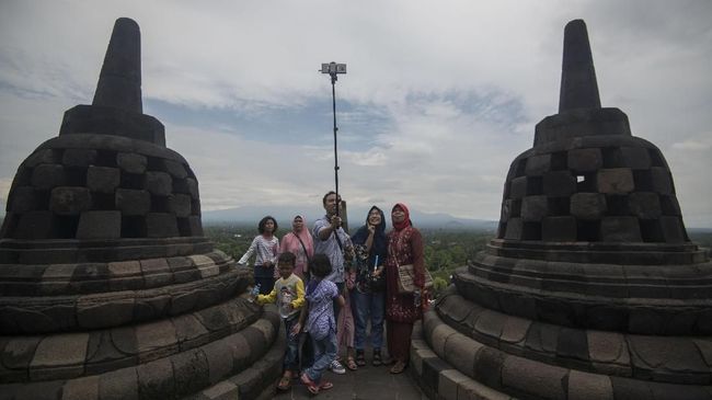 Menpar Akui Borobudur Kalah Populer Dibanding Angkor Wat