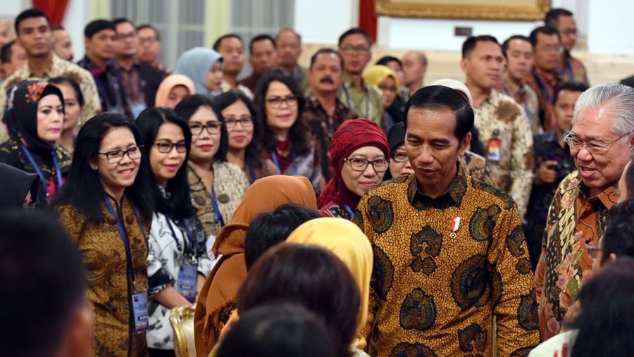 Jokowi menyatakan dirinya memberikan sertifikat tanah untuk mengurangi ketimpangan kepemilikan tanah di RI.