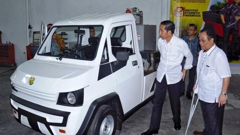 Empat perusahaan otomotif siap memproduksi mobil pedesaan pada tahun ini.