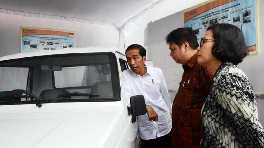 Empat perusahaan otomotif siap memproduksi mobil pedesaan pada tahun ini.