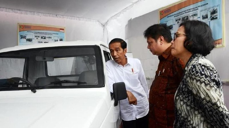 Empat perusahaan otomotif siap memproduksi mobil pedesaan pada tahun ini.