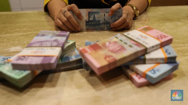 Tenang! Rupiah Masih Menguat secara Bulanan di April