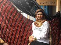 Vivi Zubedi, Desainer Abaya yang Dulu Pernah Menjadi Akuntan
