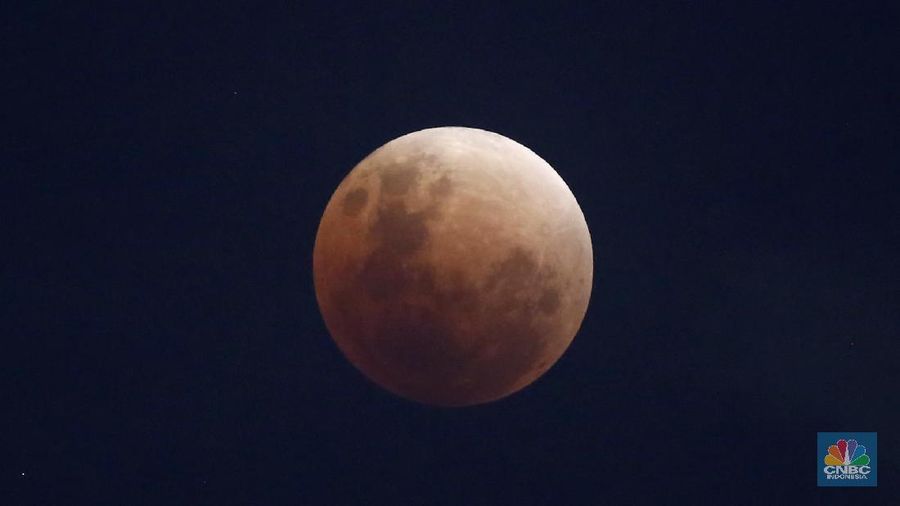 Baru-baru ini dunia astronomi sedang dihebohkan dengan penemuan bulan kedua yang tertangkap sedang mengililingi orbit bumi namun dengan ukurannya lebih kecil.