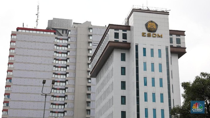 10 Catatan Lengkap Aturan Pembatasan Harga Batu Bara ESDM Kementerian ESDM hari ini menerbitkan keputusan menteri terkait pembatasan harga batu bara. Berikut catatan lengkap aturan tersebut.
