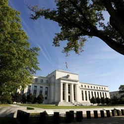 AS Berpotensi Resesi, The Fed Bisa Pangkas Suku Bunga Jadi 4%