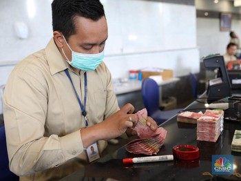 Rupiah Hari Ini: Terlemah Sejak 5 September, Terparah di Asia