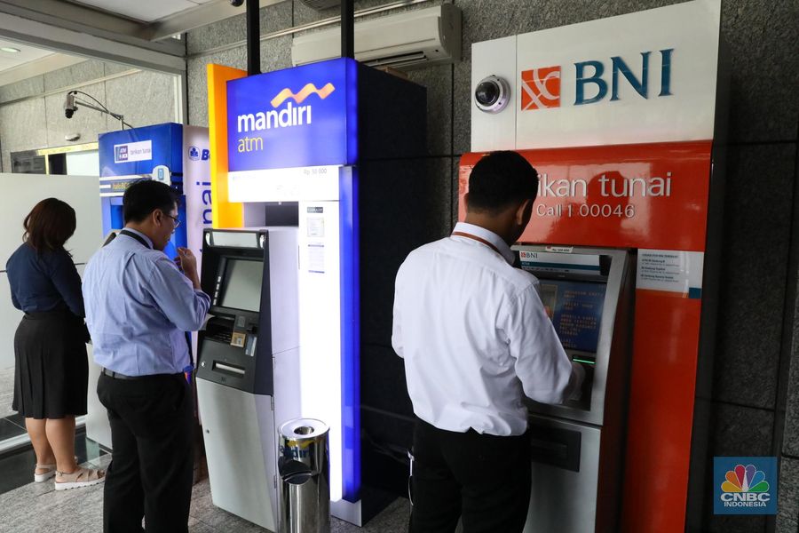 Semester I Melesat, Bagaimana Nasib Saham Bank Paruh Kedua?