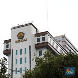 Pemerintah Tekan Harga Batu Bara Demi Tarif Listrik Tetap