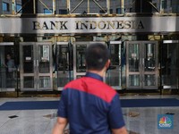 Apakah Jawaban Itu Bernama Perry Warjiyo?