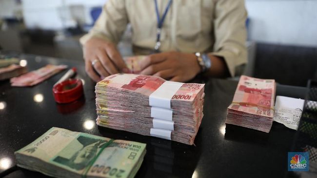 Dolar AS Sentuh Rp 14.100, Rupiah Terlemah Kedua Asia