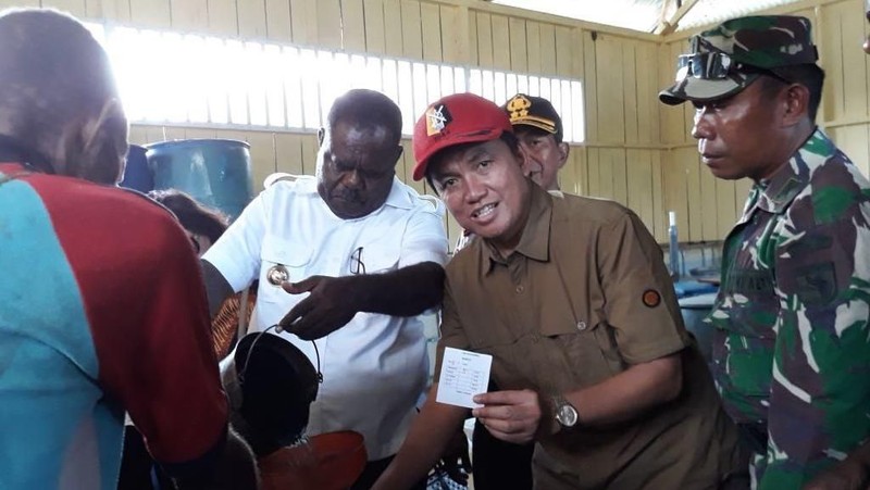 Peresmian 2 Sub Penyalur ini berada di Bayun Distrik Safan dan Kamur Distrik Pantai Kasuari.