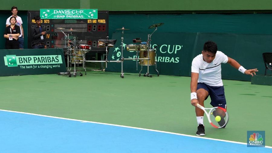 Presiden Joko Widodo hari ini, Sabtu (03/02/2018), meresmikan Stadion Tenis di Gelora Bung Karno
