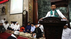 Dicap Radikal, Ustaz Somad Duga Netizen Miskin Paket Data