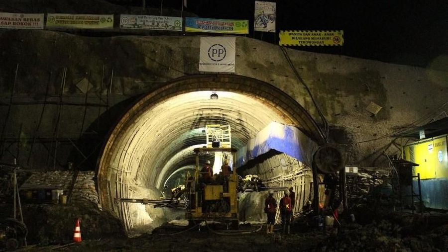 Proyek pembangunan terowongan Notog BH 1440 merupakan salah satu Proyek Strategis Nasional.