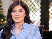 Kylie Jenner Hapus Rp 22,95 T Market Cap Snapchat