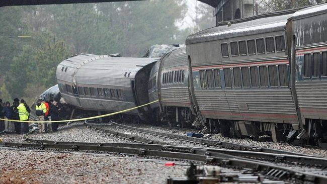 Kereta Bawah Tanah di Jerman Tabrakan, 20 Orang Lebih Terluka