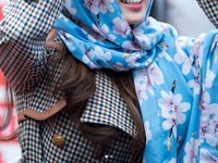 Artis Kpop Suzy Pakai Jilbab Rp 149 Ribu Buatan Indonesia