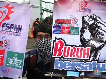 Upah Minimum 2022 Naik 10%? Pengusaha Nyerah Angkat Tangan