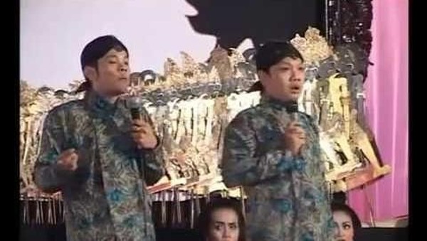 2 Pelawak RI di Hong Kong Bebas 2 Pelawak RI di Hong Kong Bebas