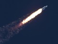 Pesawat Antarplanet SpaceX Tahan Panas Seribu Derajat