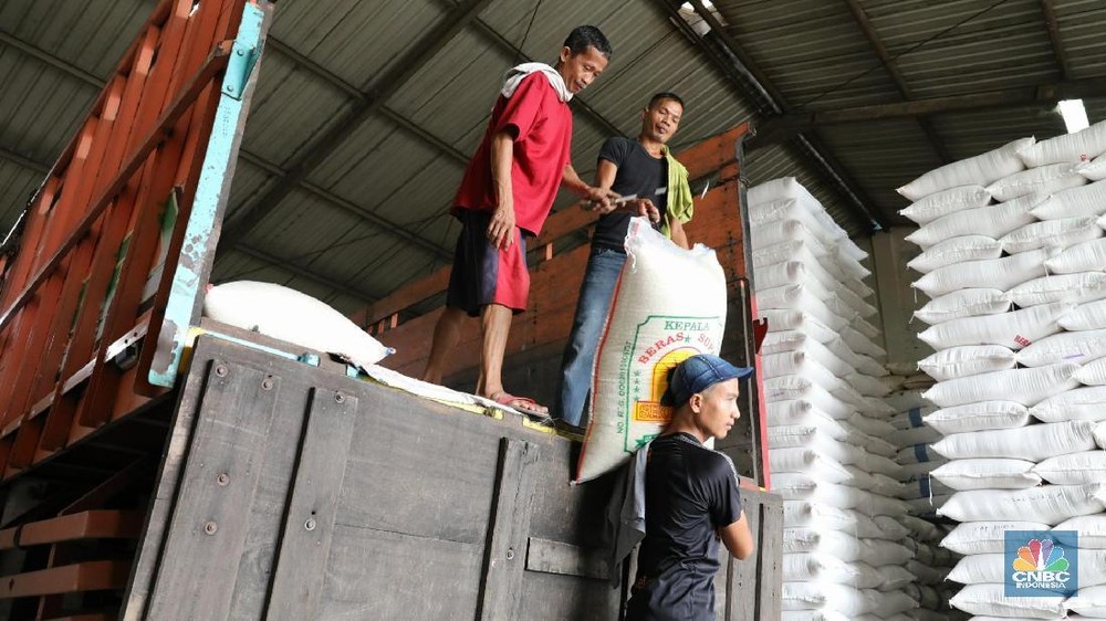 Raja Terkaya RI Nyopir Beras, Pedagang Kaget Hingga Pingsan!