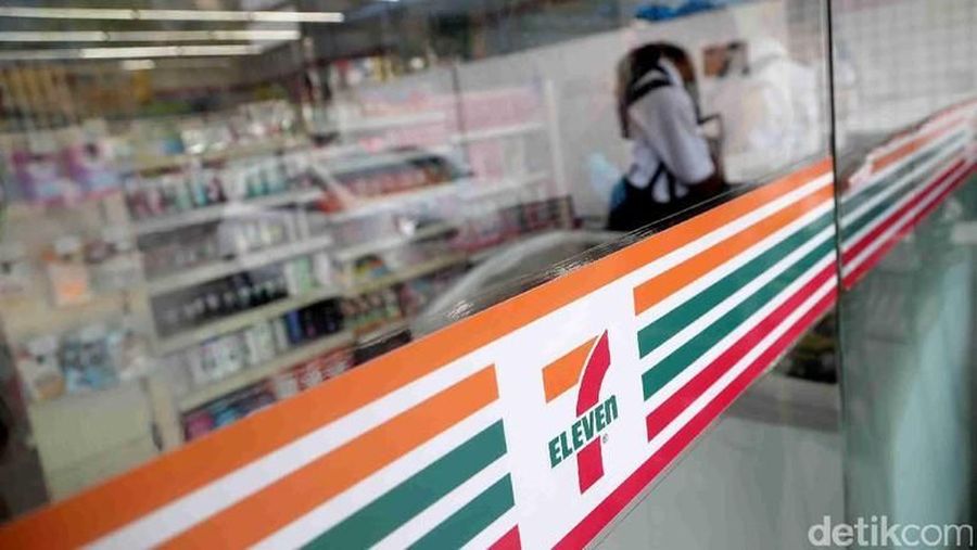 Pada 2017, Modern Internasional Tbk mencatatkan rugi bersih Rp 1,06 triliun naik dibandingkan rugi bersih 2016 sebesar Rp 638,48 miliar.