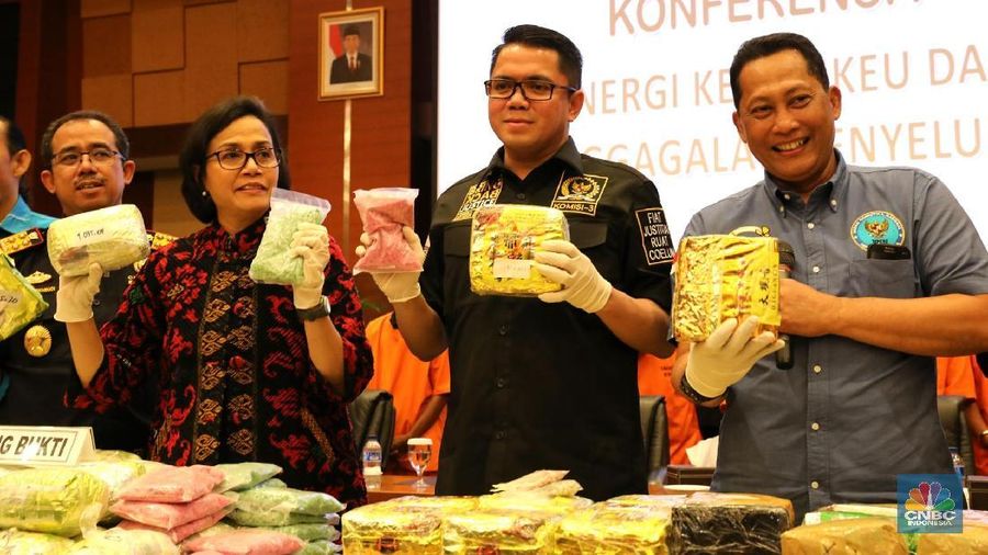 Badan Narkotika Nasional (BNN) bersama Ditjen Bea-Cukai kembali mengamankan 110,84 kilogram sabu dan 18.300 butir ekstasi.