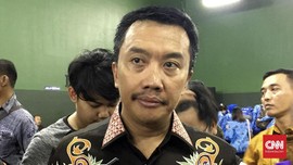 Menpora Taksir Nilai Barang yang Dibawa Roy Suryo Rp9 Miliar