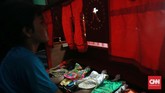 Budaya kaum peranakan di Indonesia merupakan kombinasi antara budaya lokal dengan negeri leluhur. Seperti kata sejarawan ahli Tionghoa, Profesor Leo Suryadinata, “Orang Tionghoa terlalu Tionghoa untuk disebut Indonesia, akan tetapi juga terlalu Indonesia untuk disebut orang Tionghoa”. (CNN Indonesia/Andry Novelino)