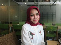 Dari Tertipu di Bisnis Umrah Rp 10 M, Medina Zain Bangkit