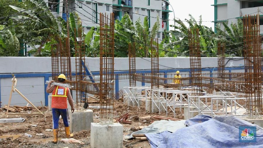 Kementerian Kelautan dan Perikanan (KKP) membangun pasar ikan seluas 2,2 hektare dengan APBN tahun 2017/2018 sebesar Rp 150,68 miliar.