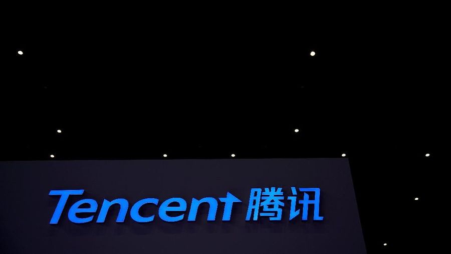 China sedang memerangi kecanduan main game dan mata rabun karena terlalu sering main game online.