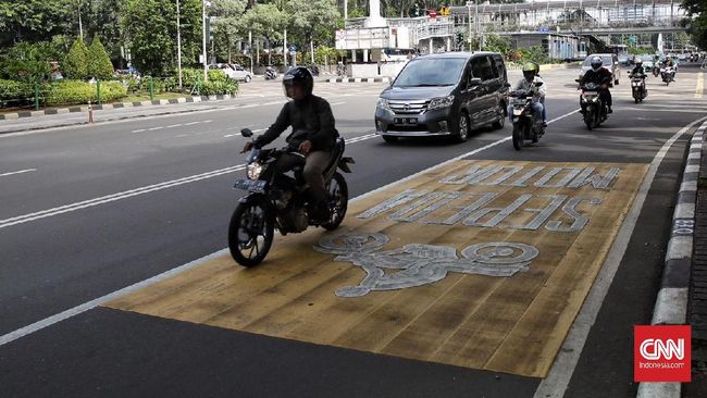 Dibanding Jalur Motor Lebih Baik Jalur Khusus Bus di Tol