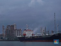Kilang Minyak RI: Tua, Langka, Hobi Mati Mendadak Pula