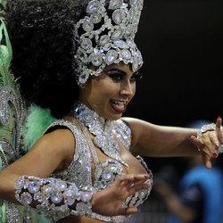 Ini Penampakan Penari Samba Seksi Bikin Geger Arab Saudi