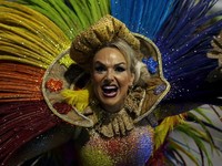Melihat Perayaan Karnaval di Sao Paulo, Brazil