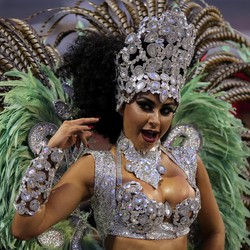 Penari Samba Seksi Muncul di Arab, Ini Fakta & Penampakannya