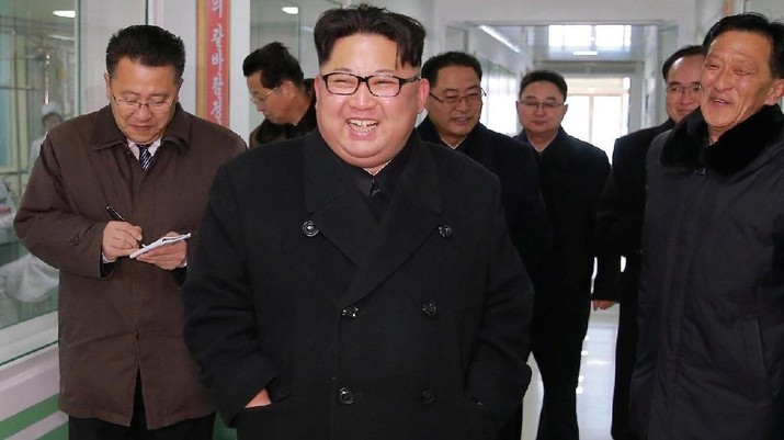 Kim Jong Un mulai membuka diri dengan mengundang Presiden Korea Selatan Moon Jae In untuk mengunjunginya di Pyongyang.