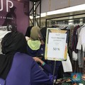Berburu Hijab Koleksi Desainer Mulai Harga Rp 100 Ribu
