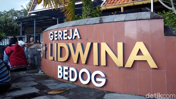 Penyerangan Gereja di Sleman Penyerangan Gereja di Sleman