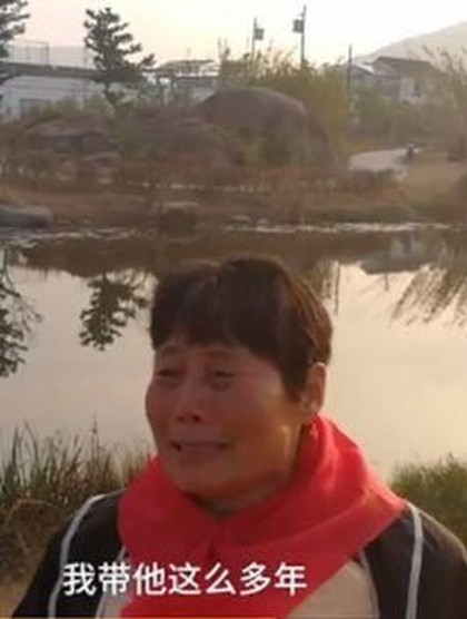 Ada Alasan Haru di Balik Ibu yang Rela Dandan Jadi Babi Cu Pat Kai Ada Alasan Haru di Balik Ibu yang Rela Dandan Jadi Babi Cu Pat Kai
