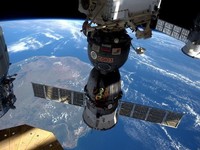 Krisis di Orbit, Astronaut Terpaksa Hidup Dikepung Air Kencing