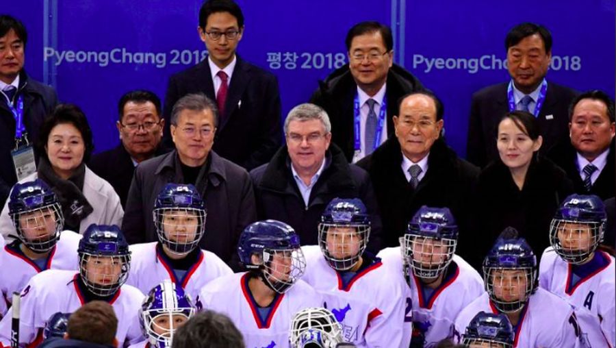 Anggota senior IOC dari Amerika Serikat (AS) Angela Ruggiero mengusulkan tim Korea menerima Nobel Perdamaian