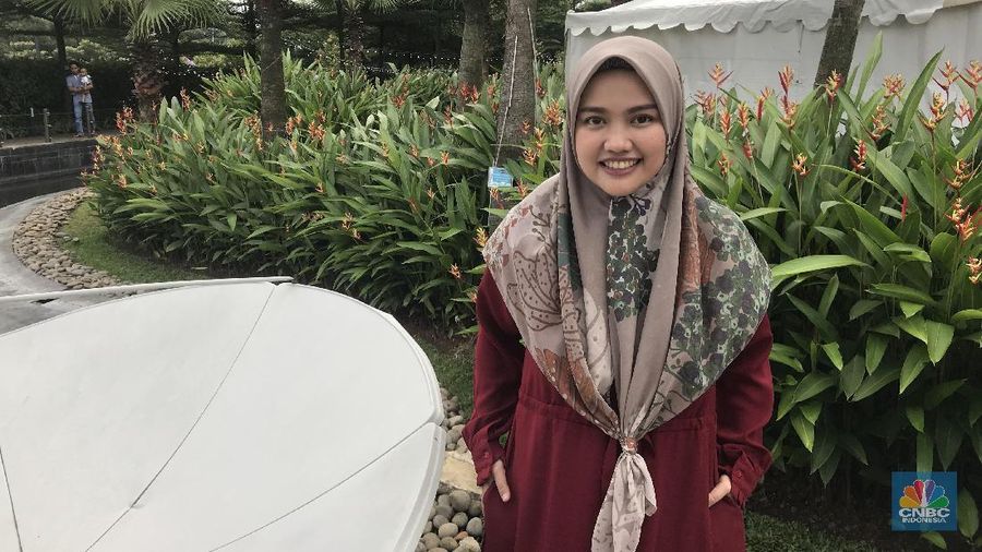 Muda, solehah, kaya raya. Para hijabers ini diperkirakan memiliki bisnis beromzet miliaran di usia muda, mulai dari bisnis fesyen, konten, travel, dan lainnya.