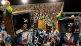 Ketegangan dan suasa semakin mencekam setelah pemerintah lokal memutuskan menambah pasukan kepolisian dengan 17 ribu pasukan. (REUTERS/Sergio Moraes)